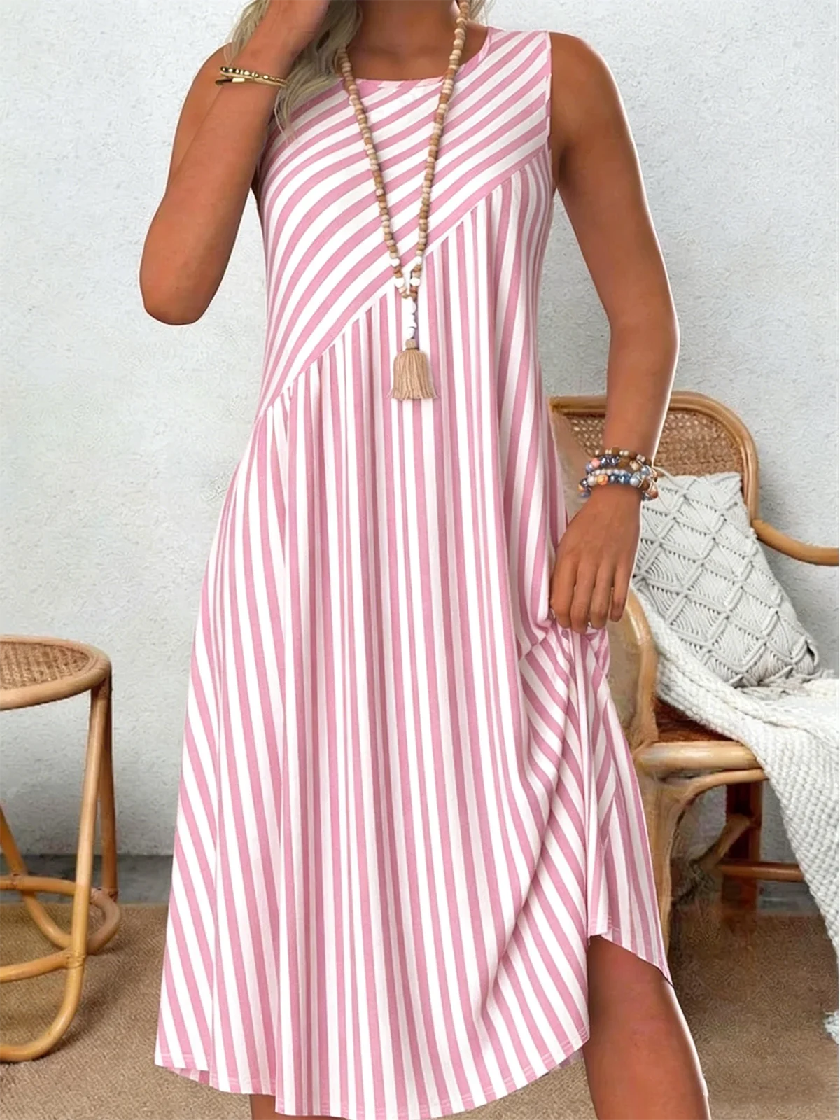 Striped Loose Simple Crew Neck Dress With No
