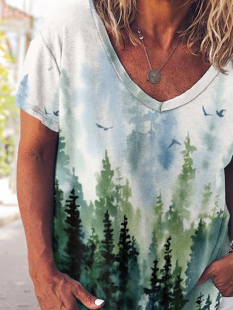 Gradient Botanical Print V-Neck Short Sleeve T-Shirt