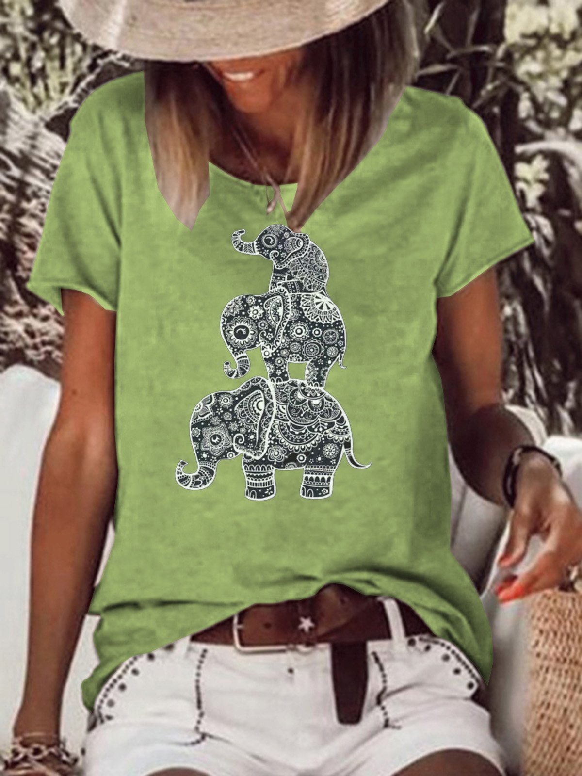 Three Elephants Women's Casual T-Shirt