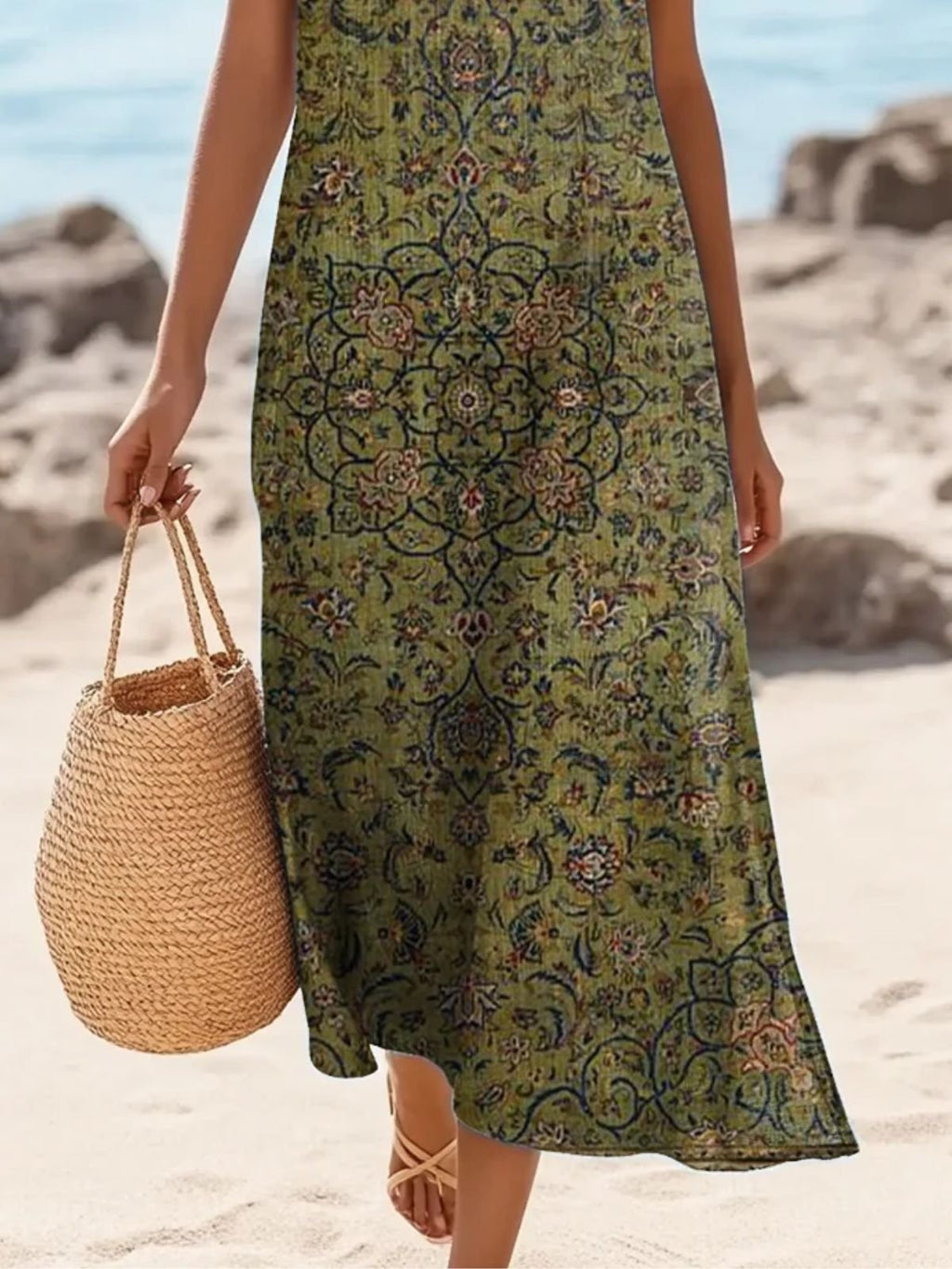 Simple Regular Fit Crew Neck Dress With No