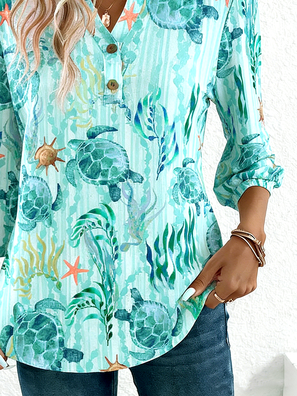 Elegant Marine Life Loose T-Shirt