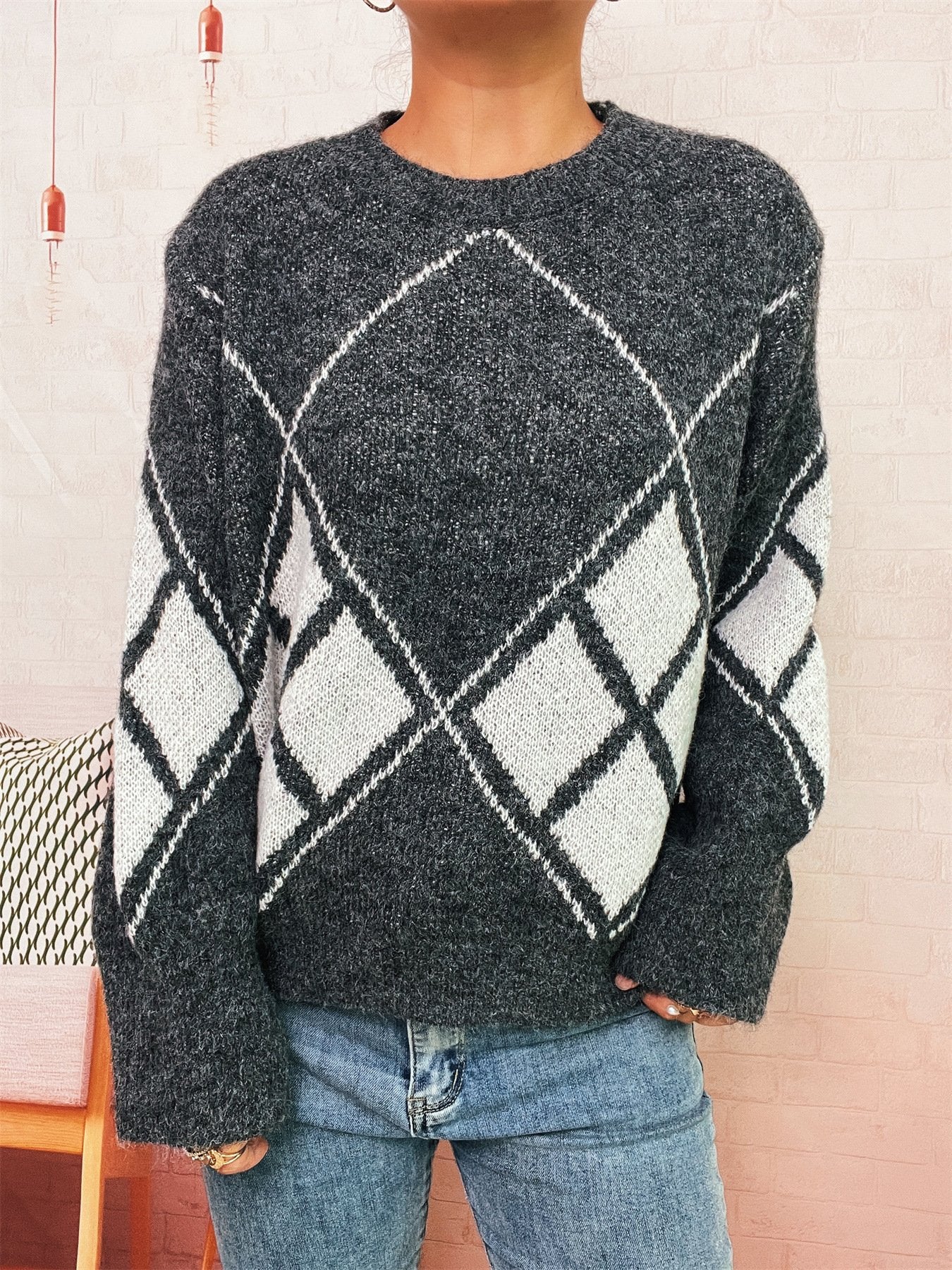 Crew Neck Geometric Knitted Casual Sweater