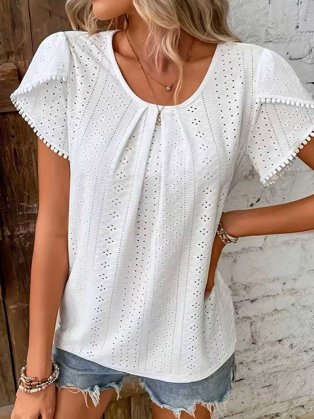 Plain Elegant Crew Neck T-Shirt