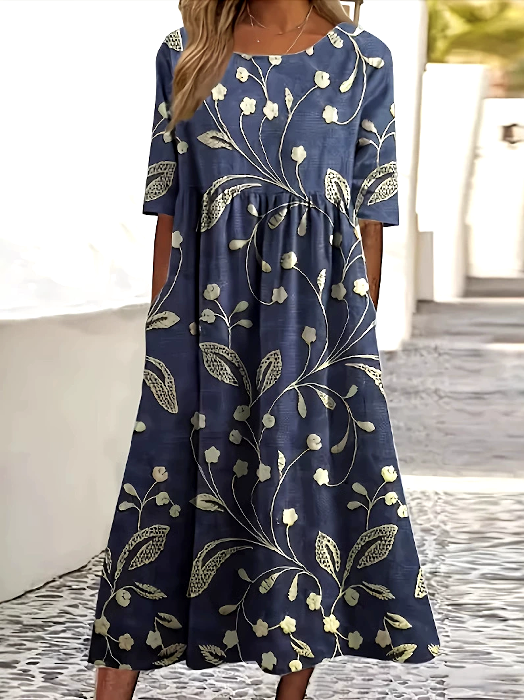 Floral Crew Neck Regular Fit Casual Dress With No