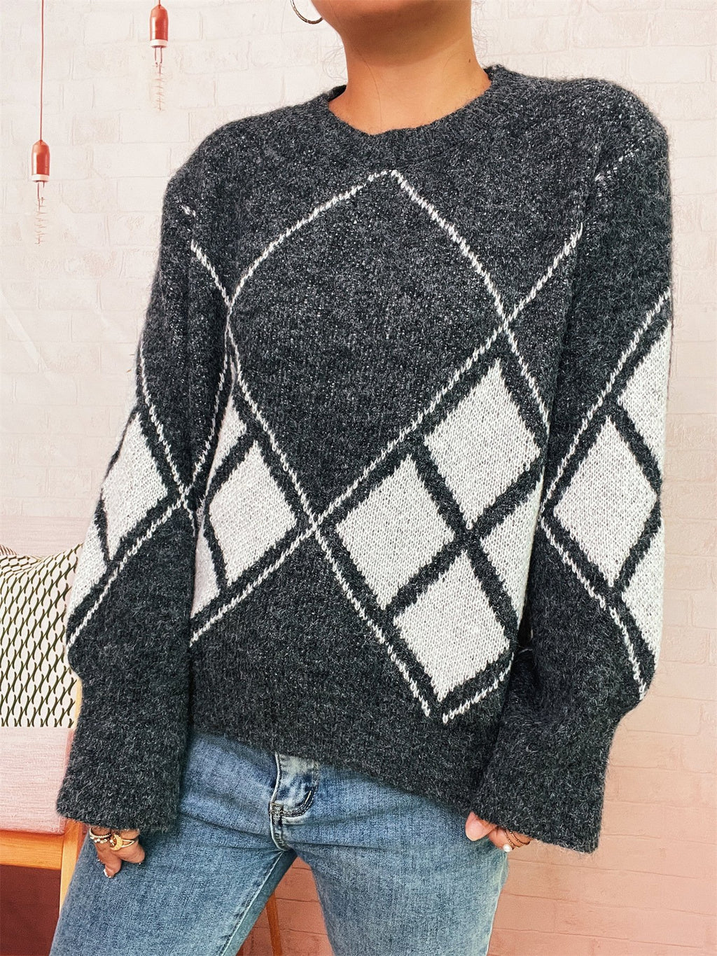 Crew Neck Geometric Knitted Casual Sweater