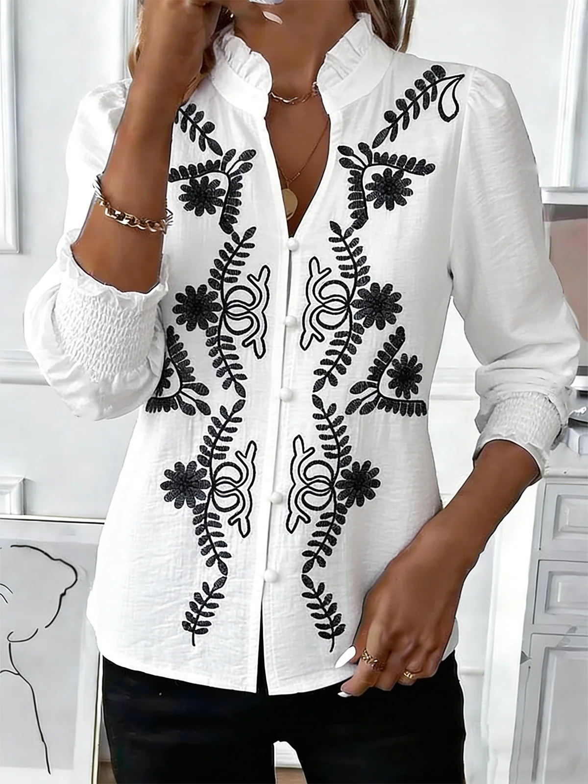 Loose Elegant Cotton-Blend Embroidery Patterns Shirt