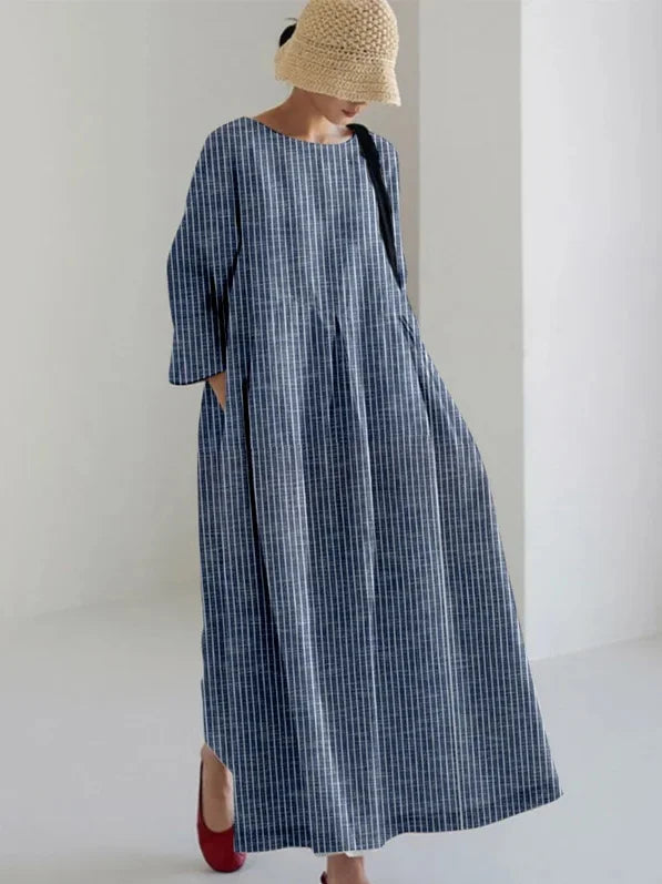 Loose Striped Vacation Dress With No