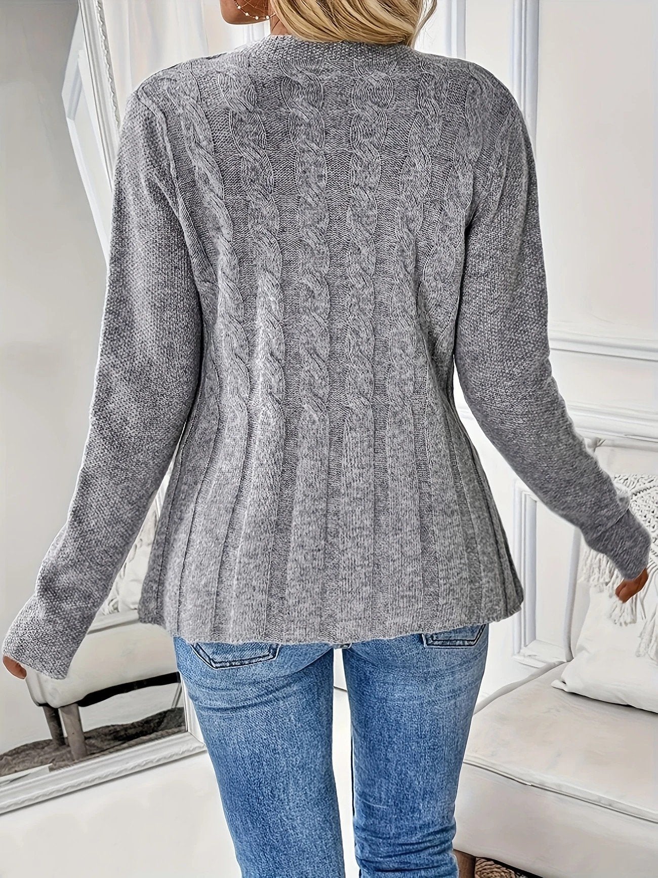 Women's Casual Long Sleeve Knitted Cardigan Autumn and Winter Cable Knit Round Neck Warm Coat Sweater