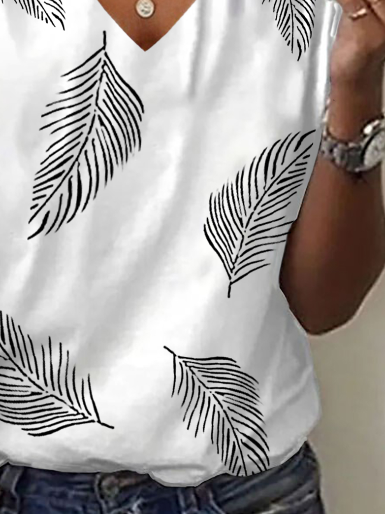 Women's Spring and Summer Feather Print Casual V-neck Short Sleeve T-shirt